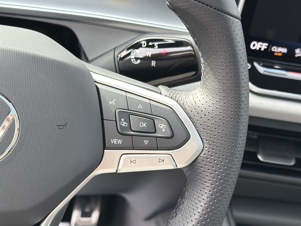 2026 Volkswagen Tiguan SE R-LINE BLACK - Photo 28