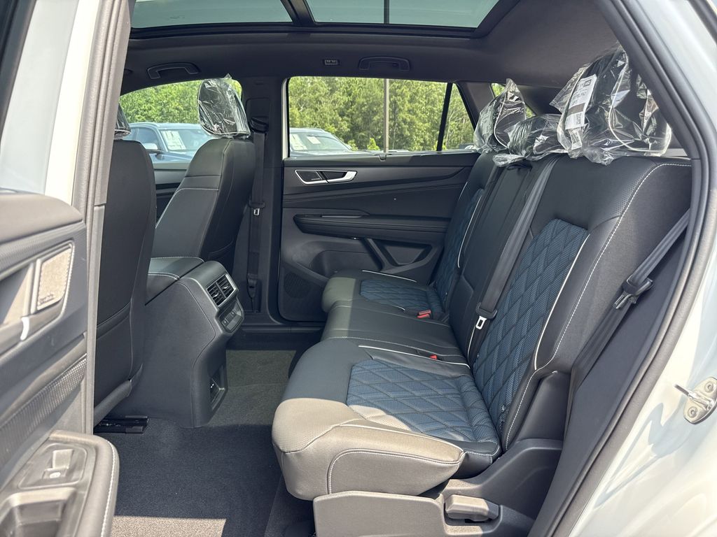 2025 Volkswagen Atlas Cross Sport SEL Premium R-LINE - Photo 12