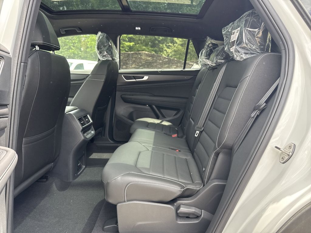 2025 Volkswagen Atlas Cross Sport SEL - Photo 14