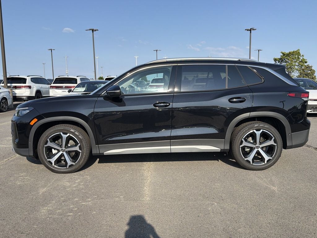 New 2026 Volkswagen Tiguan 2.0T SE SUV