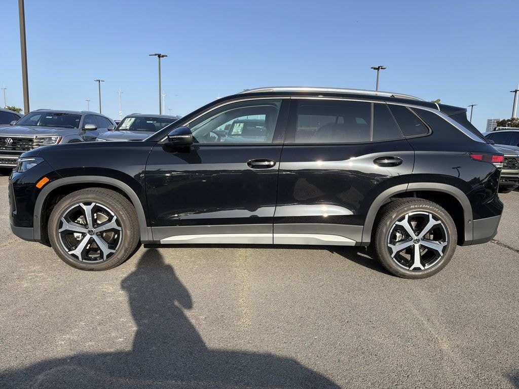 New 2026 Volkswagen Tiguan 2.0T SE SUV