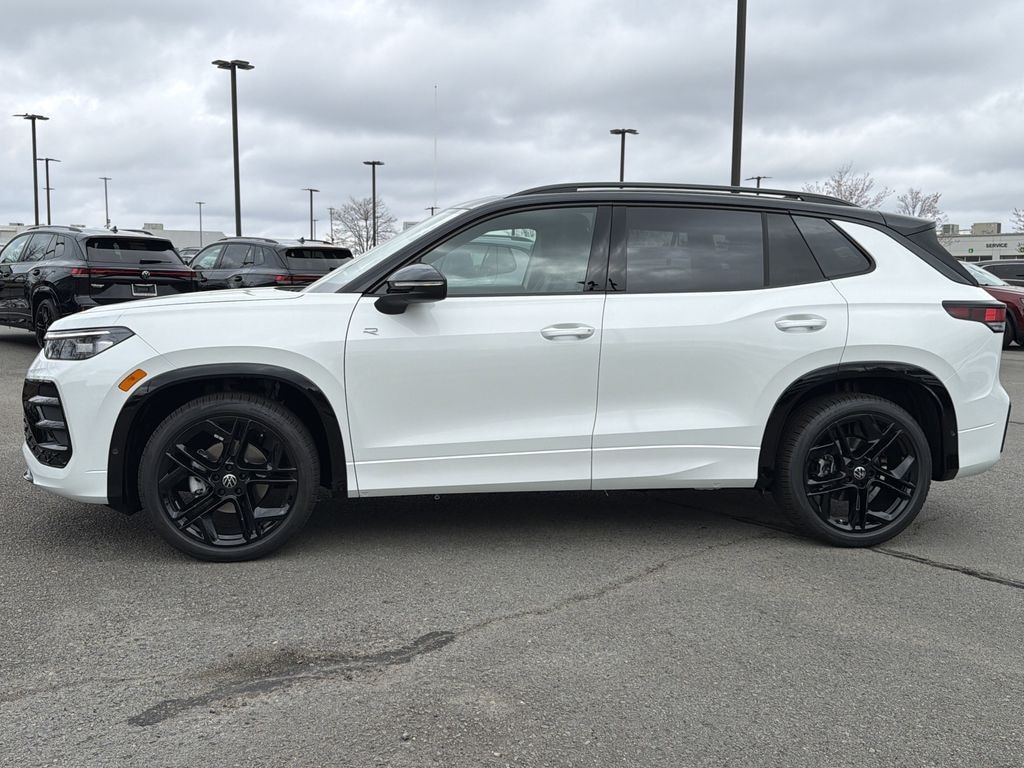 New 2026 Volkswagen Tiguan 2.0T SE R-Line Black SUV