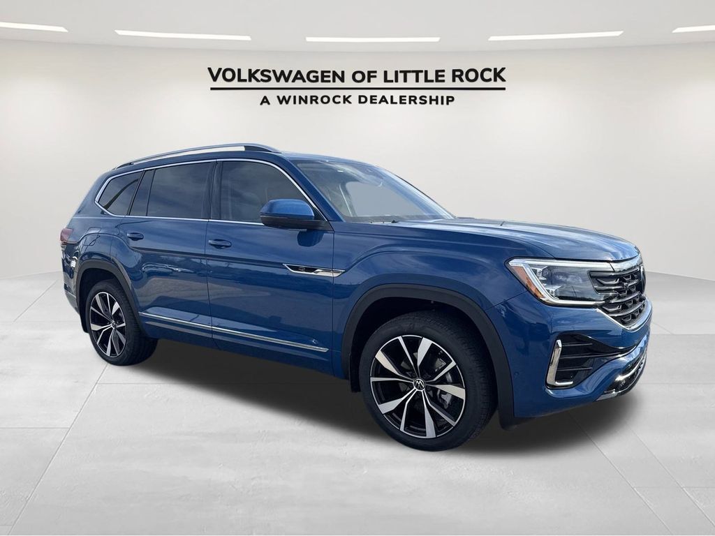 2025 Volkswagen Atlas SEL Premium R-Line photo 3