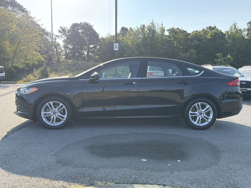 Used 2018 Ford Fusion SE with VIN 3FA6P0HD1JR245815 for sale in Little Rock, AR