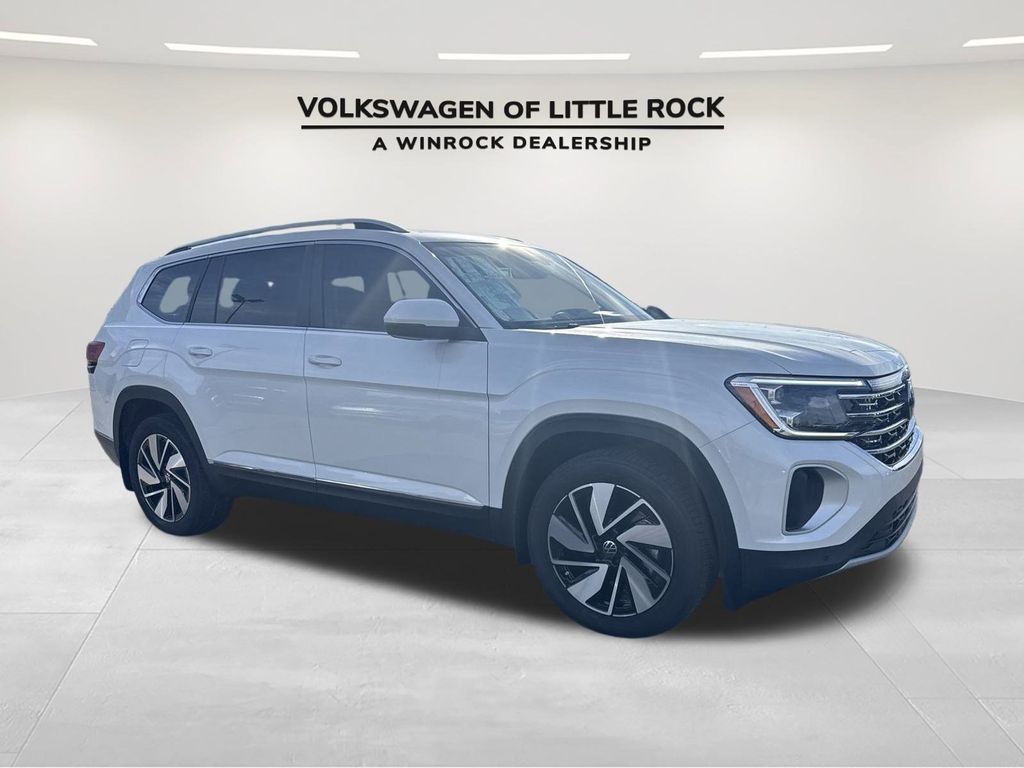 2025 Volkswagen Atlas SEL photo 3