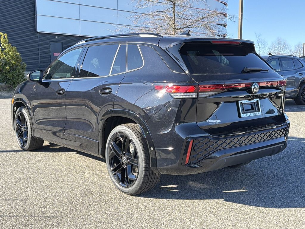 New 2026 Volkswagen Tiguan 2.0T SE R-Line Black SUV
