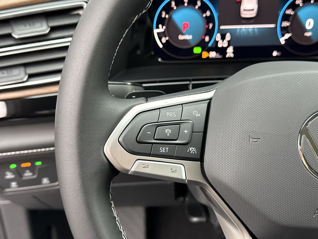 2026 Volkswagen Atlas SE w/Tech - Photo 29