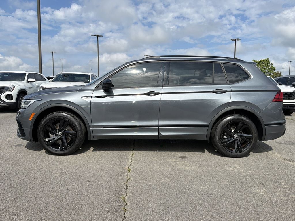 Used 2023 Volkswagen Tiguan 2.0T SE R-Line Black SUV