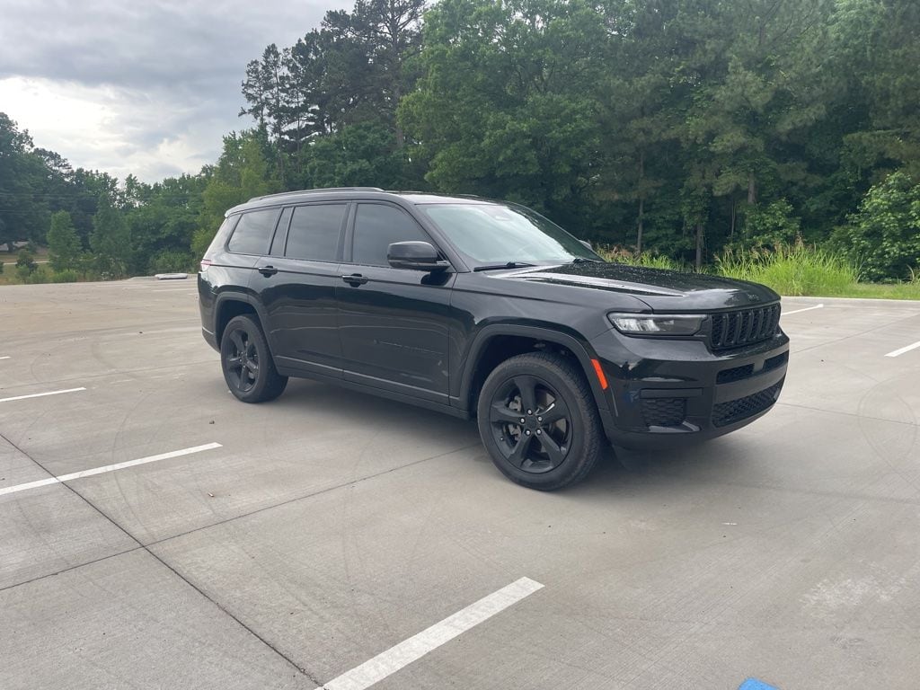 Used 2021 Jeep Grand Cherokee L Altitude SUV
