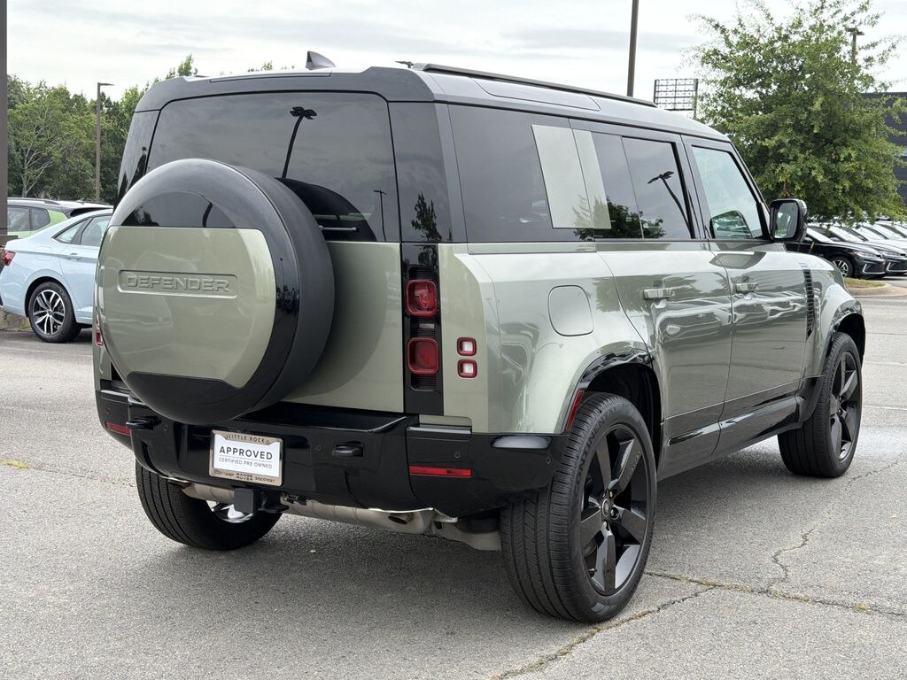 Used 2025 Land Rover Defender 110 X-Dynamic SE SUV