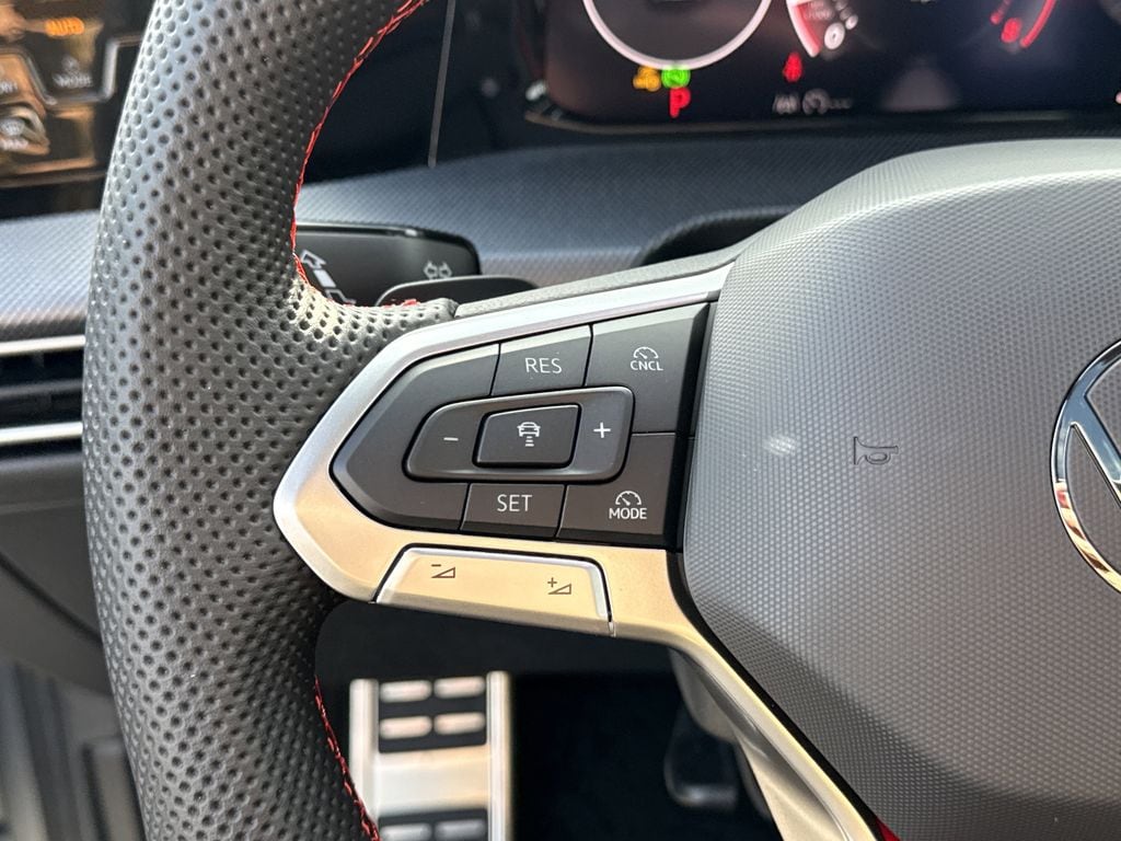 2026 Volkswagen Golf GTI SE - Photo 25