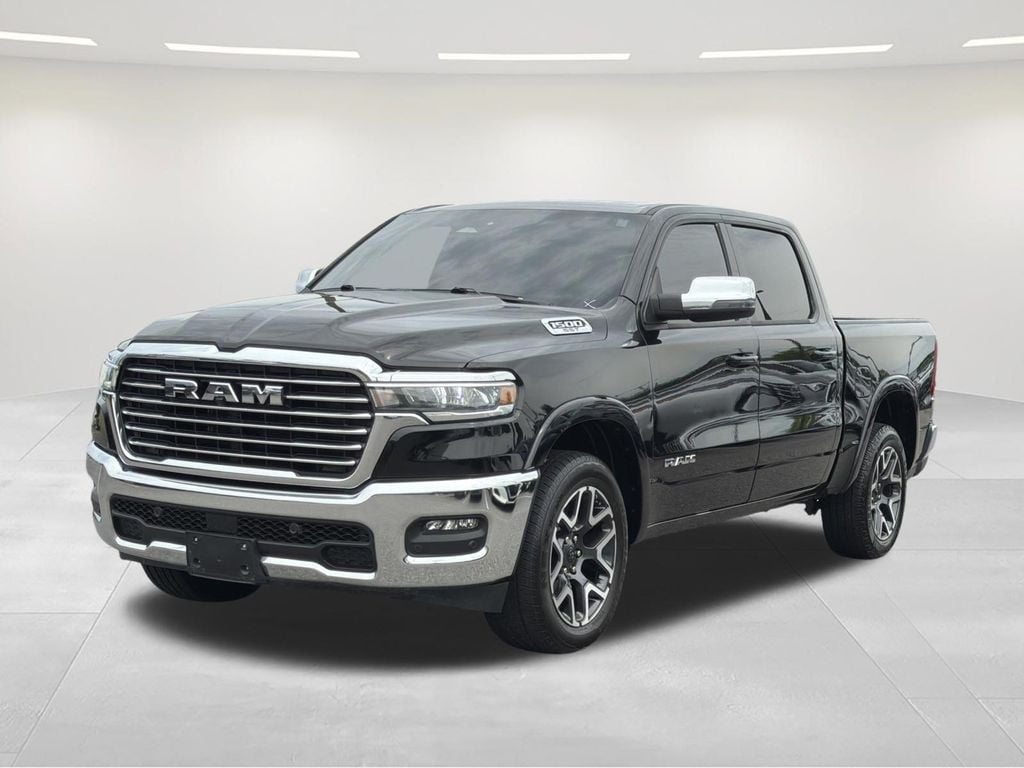 2025 RAM 1500 Laramie 4x4 Crew Cab 5'7's photo