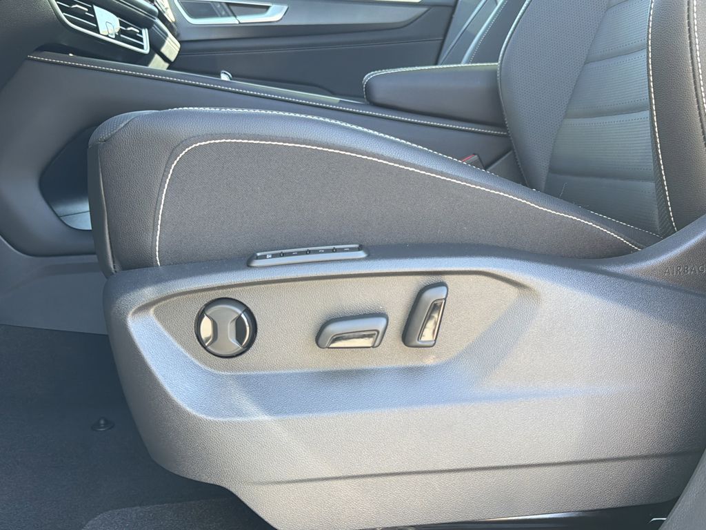 2026 Volkswagen Atlas Cross Sport SEL R-LINE - Photo 24