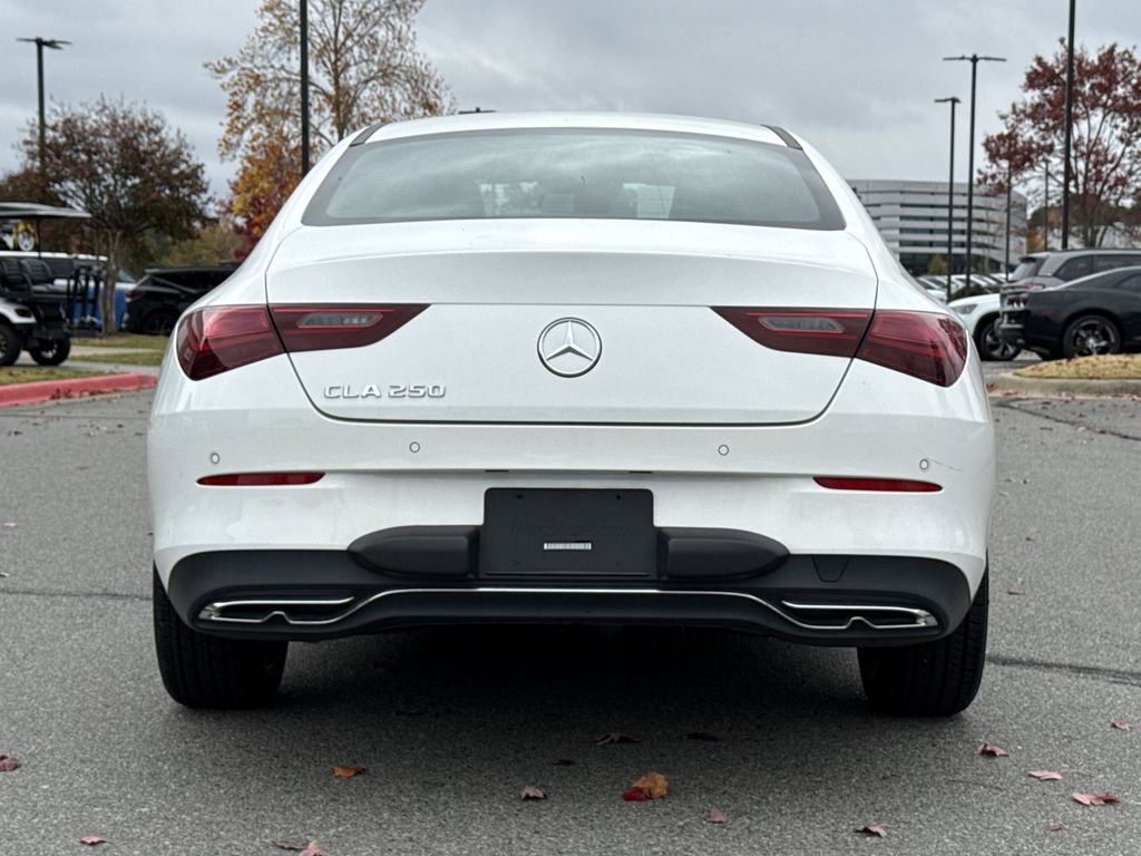 2025 Mercedes Benz CLA 250 photo 4