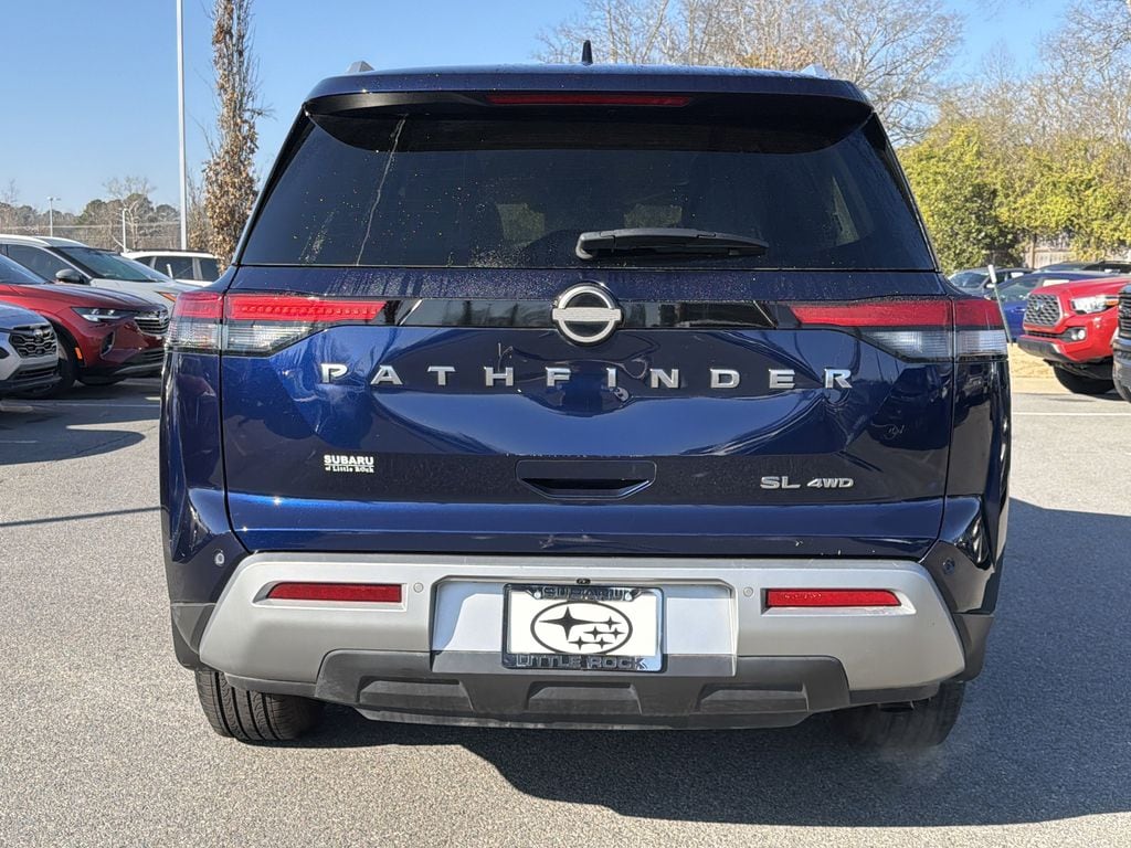 Used 2022 Nissan Pathfinder SL SUV