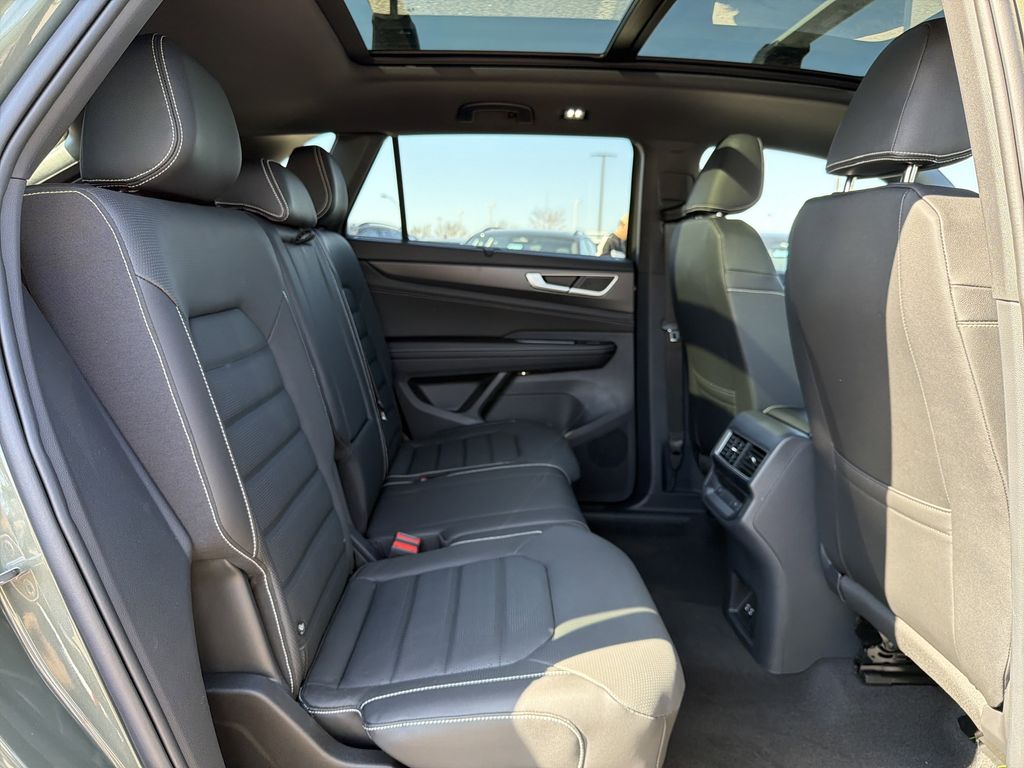 2026 Volkswagen Atlas Cross Sport SEL R-LINE - Photo 17