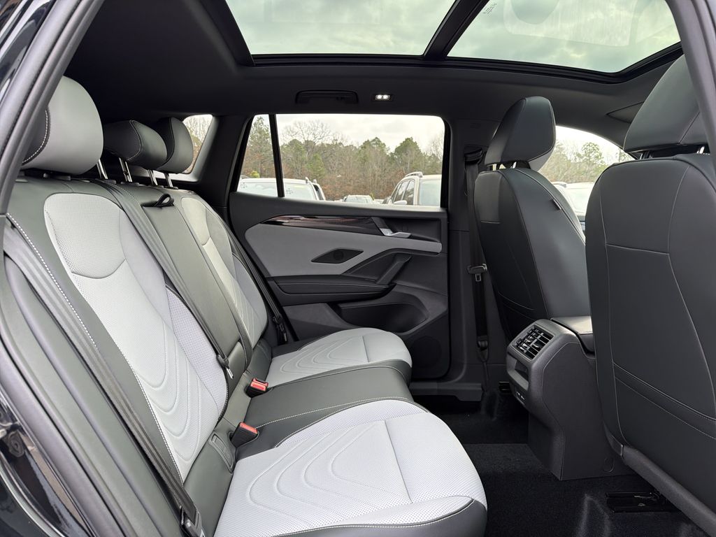 2026 Volkswagen Tiguan SE R-LINE BLACK - Photo 17