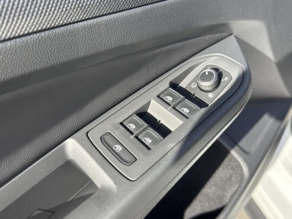 2026 Volkswagen Golf GTI SE - Photo 24