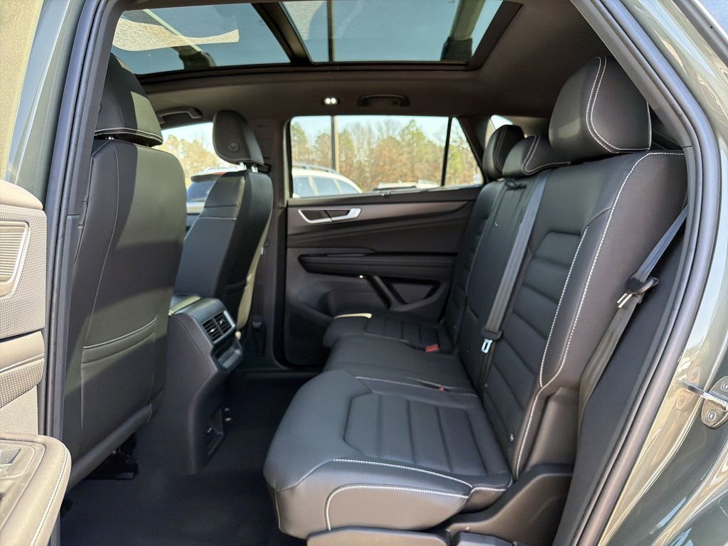 2026 Volkswagen Atlas Cross Sport SEL R-LINE - Photo 14