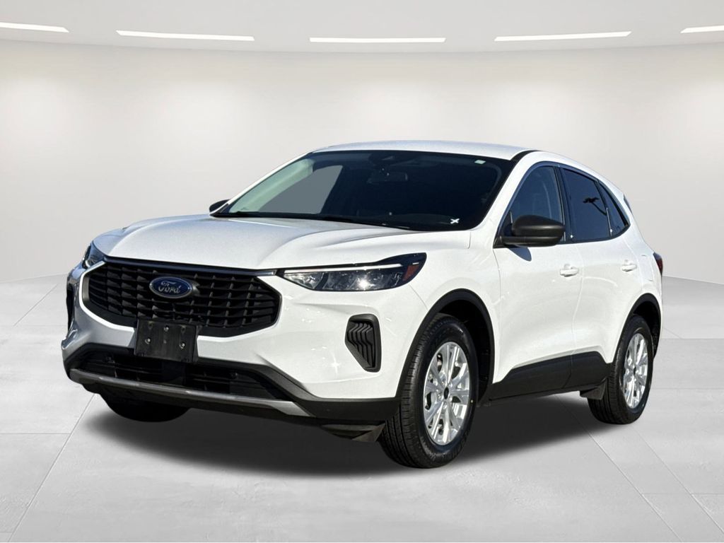 2024 Ford Escape Active's photo
