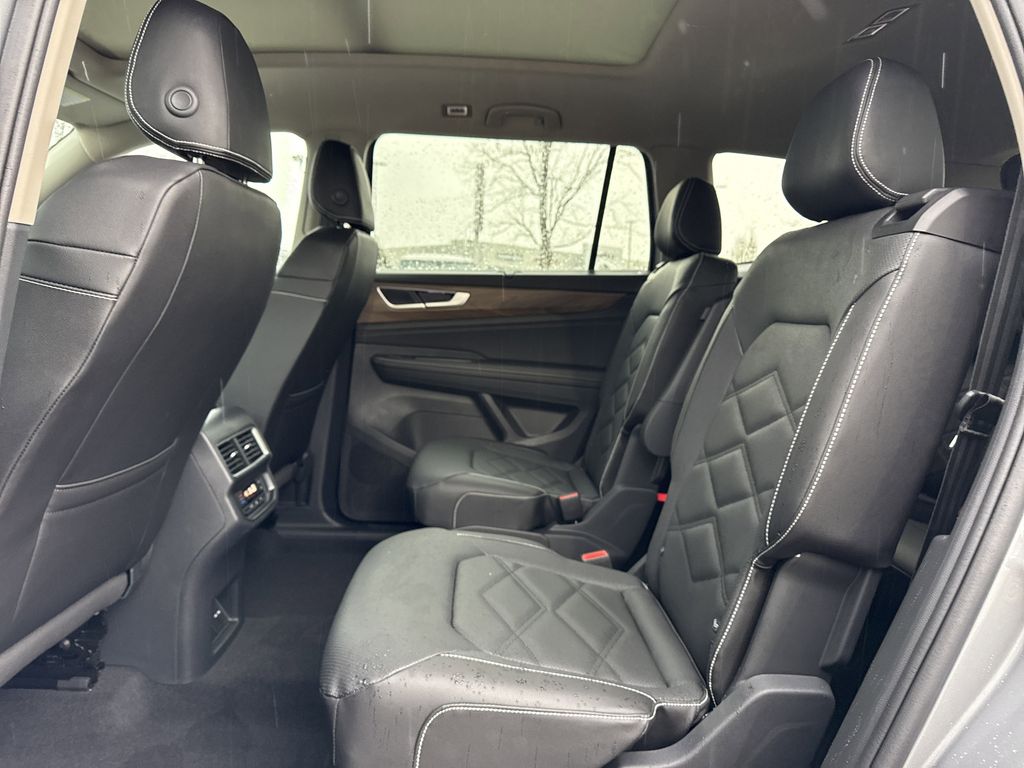 2026 Volkswagen Atlas SE w/Tech - Photo 14