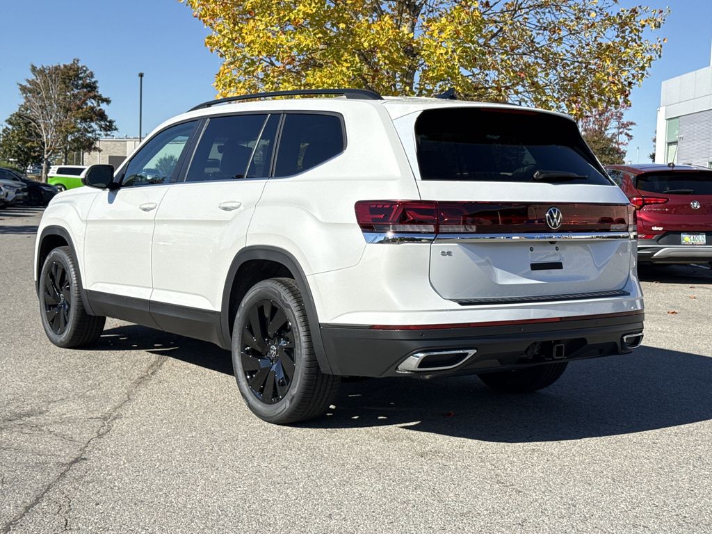 2026 Volkswagen Atlas SE Technology photo 3