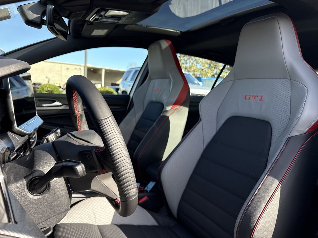 2026 Volkswagen Golf GTI SE - Photo 12