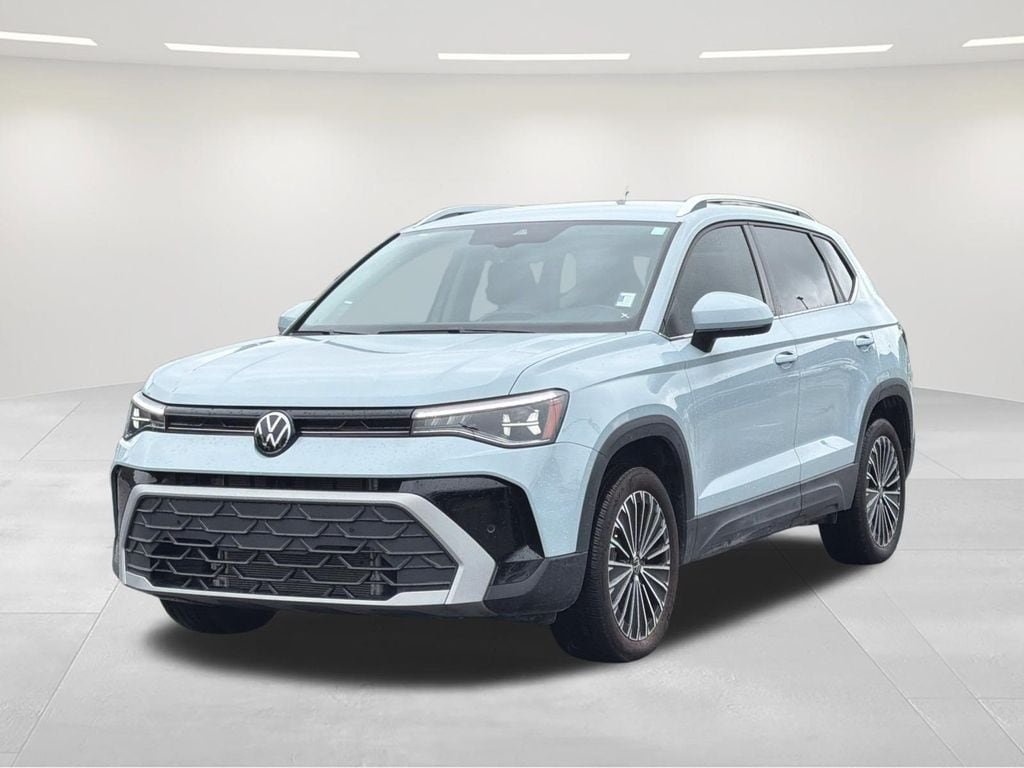 2025 Volkswagen Taos 1.5T SE's photo