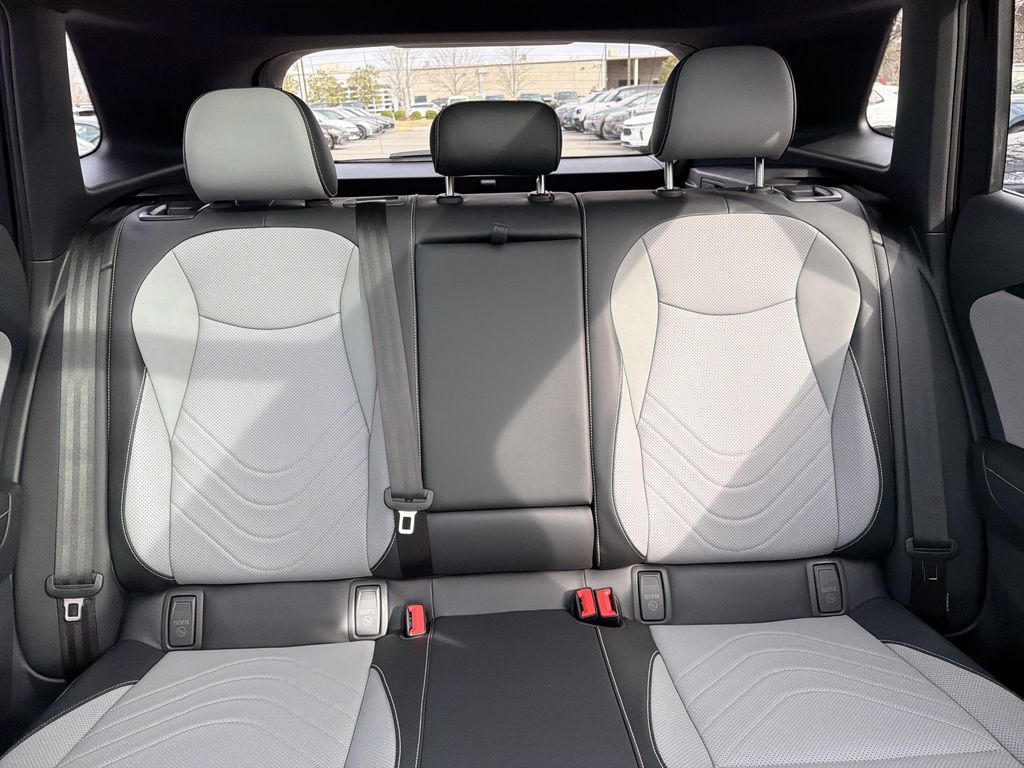 2026 Volkswagen Tiguan SE R-LINE BLACK - Photo 31