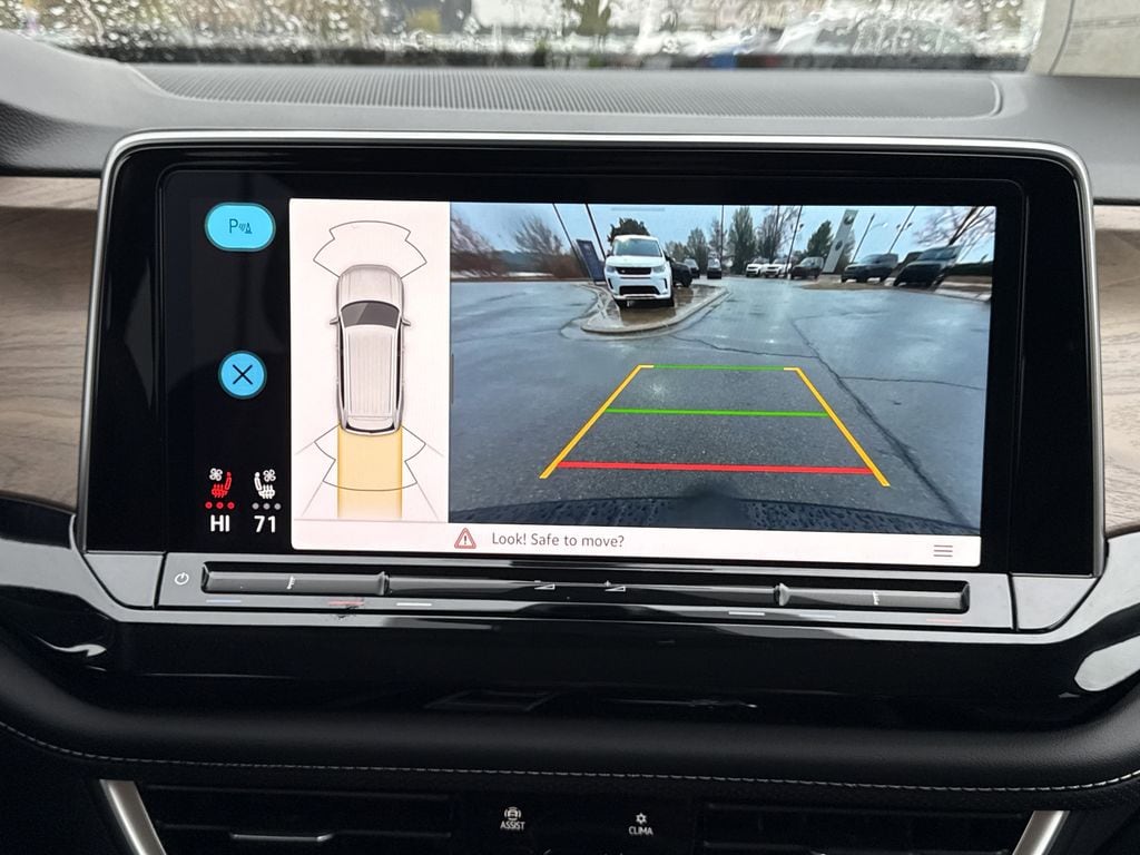2026 Volkswagen Atlas SE w/Tech - Photo 32