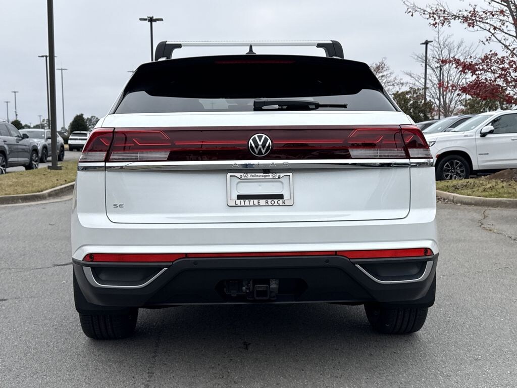 New 2026 Volkswagen Atlas Cross Sport 2.0T SE w/Technology SUV