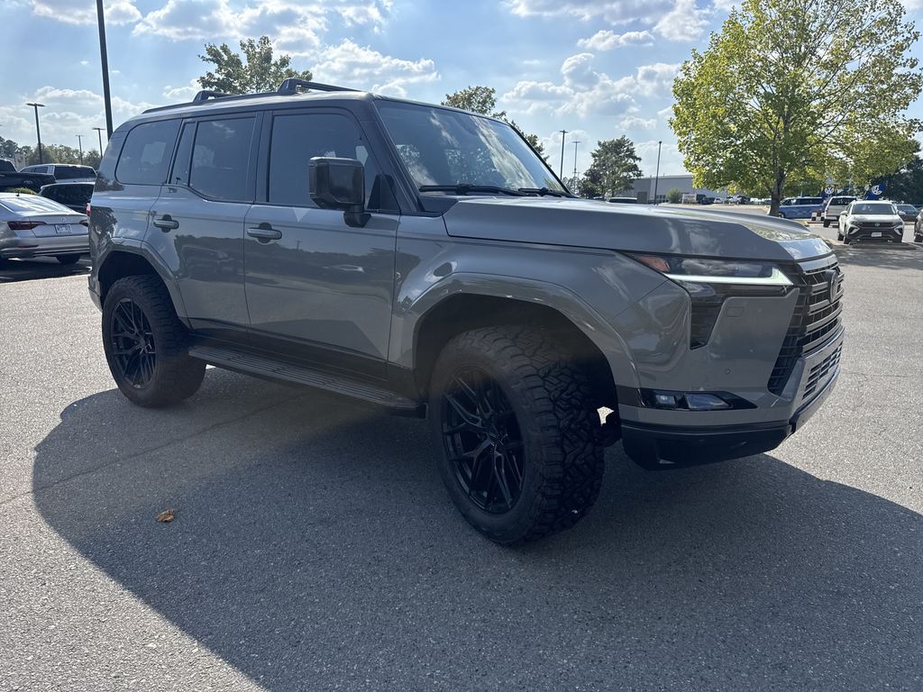 2024 Lexus GX 550 Premium photo 2