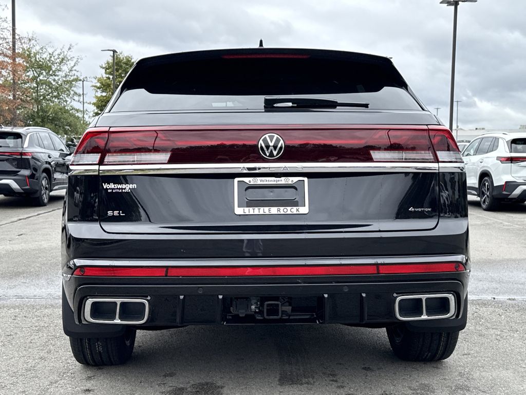 2026 Volkswagen Atlas Cross Sport SEL Premium R-Line photo 4