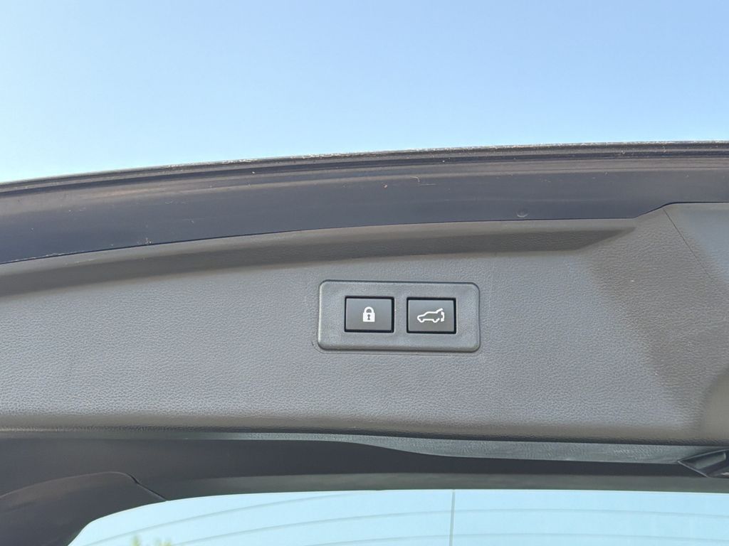 2024 Subaru Outback Limited - Photo 16