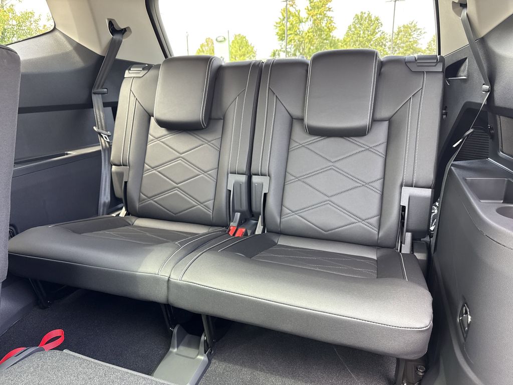 2026 Volkswagen Atlas SE w/Tech - Photo 15