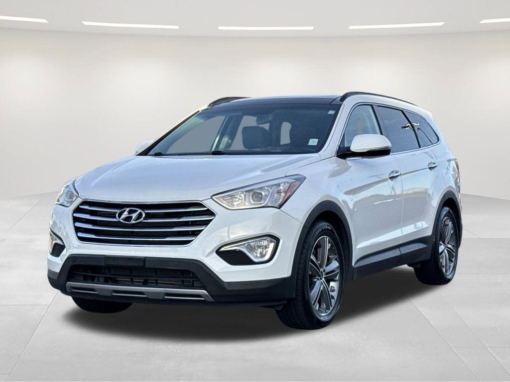 2016 Hyundai Santa Fe SE's photo