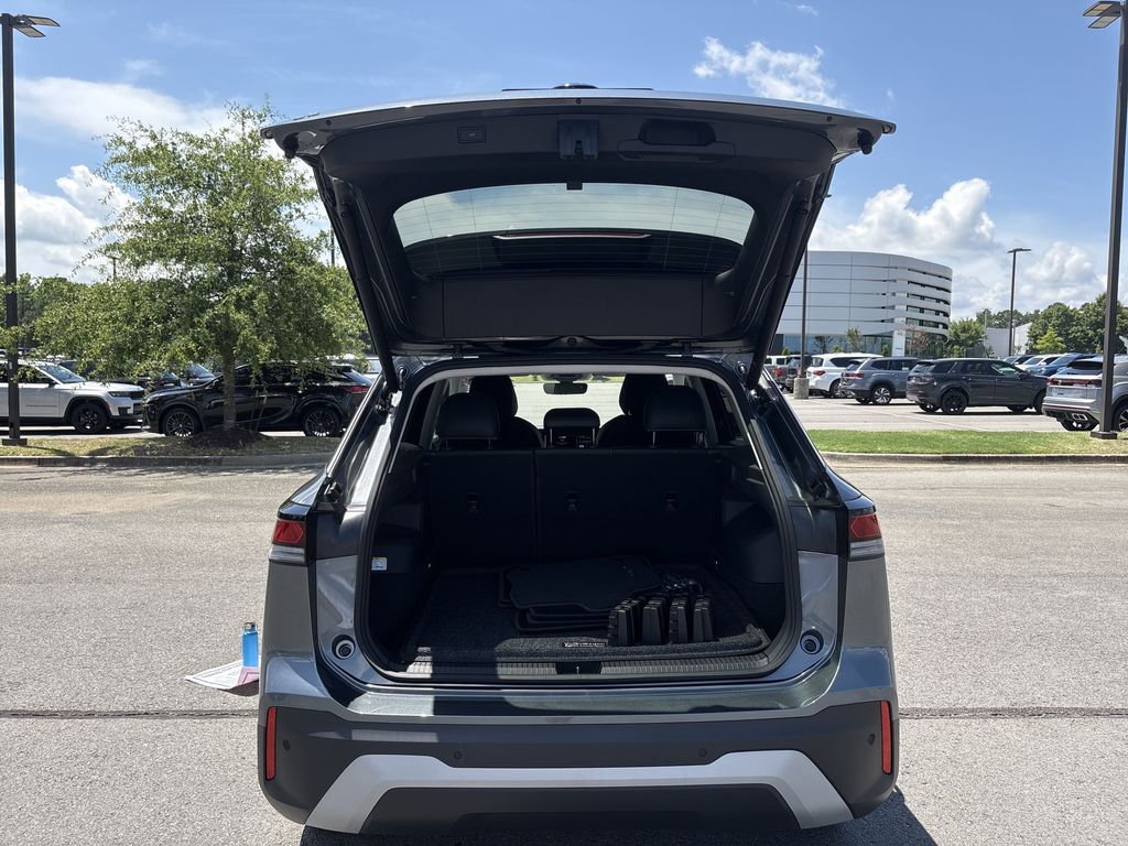 2025 Volkswagen Tiguan SE - Photo 15