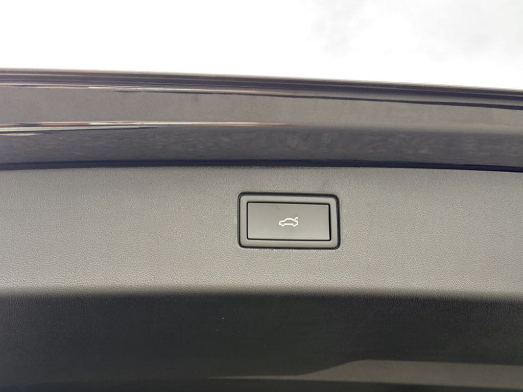 2026 Volkswagen Tiguan SE R-LINE BLACK - Photo 16