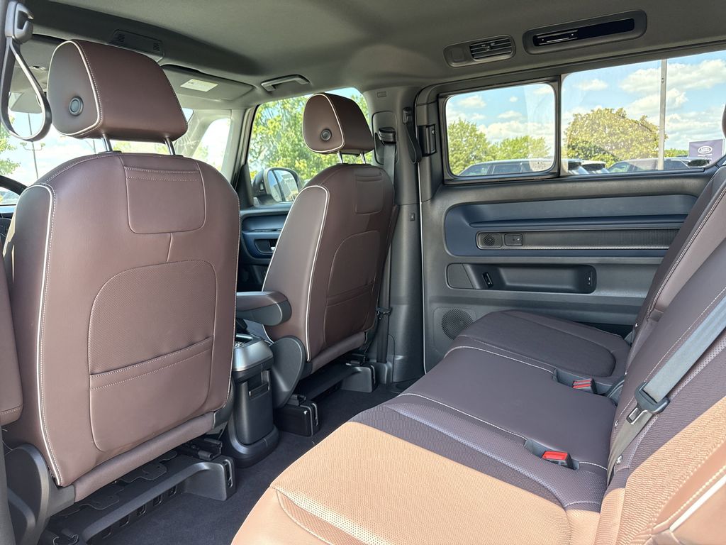 2025 Volkswagen ID. Buzz PRO S - Photo 13