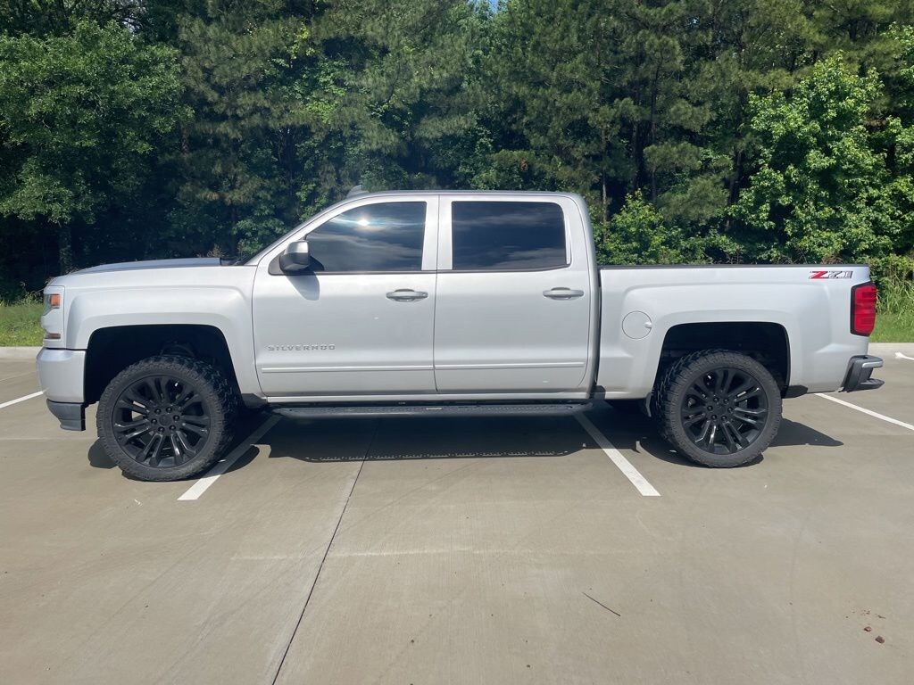 Used 2018 Chevrolet Silverado 1500 LT Truck