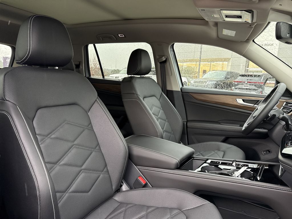 2026 Volkswagen Atlas SE w/Tech - Photo 21