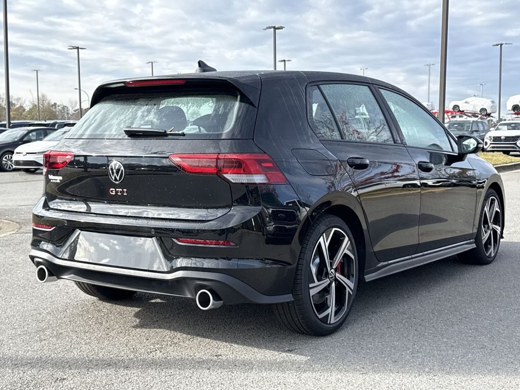 2026 Volkswagen Golf GTI SE - Photo 5