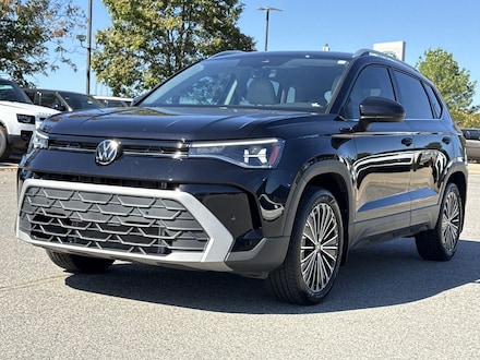 2025 Volkswagen Taos 1.5T SE SUV