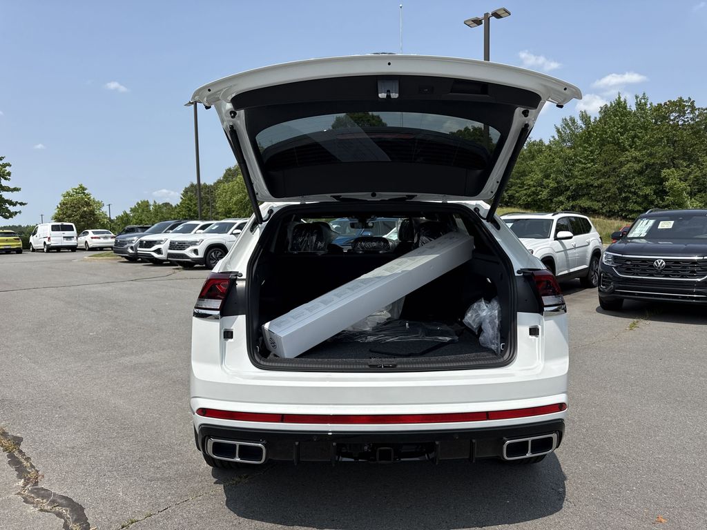 2025 Volkswagen Atlas Cross Sport SEL Premium R-LINE - Photo 13