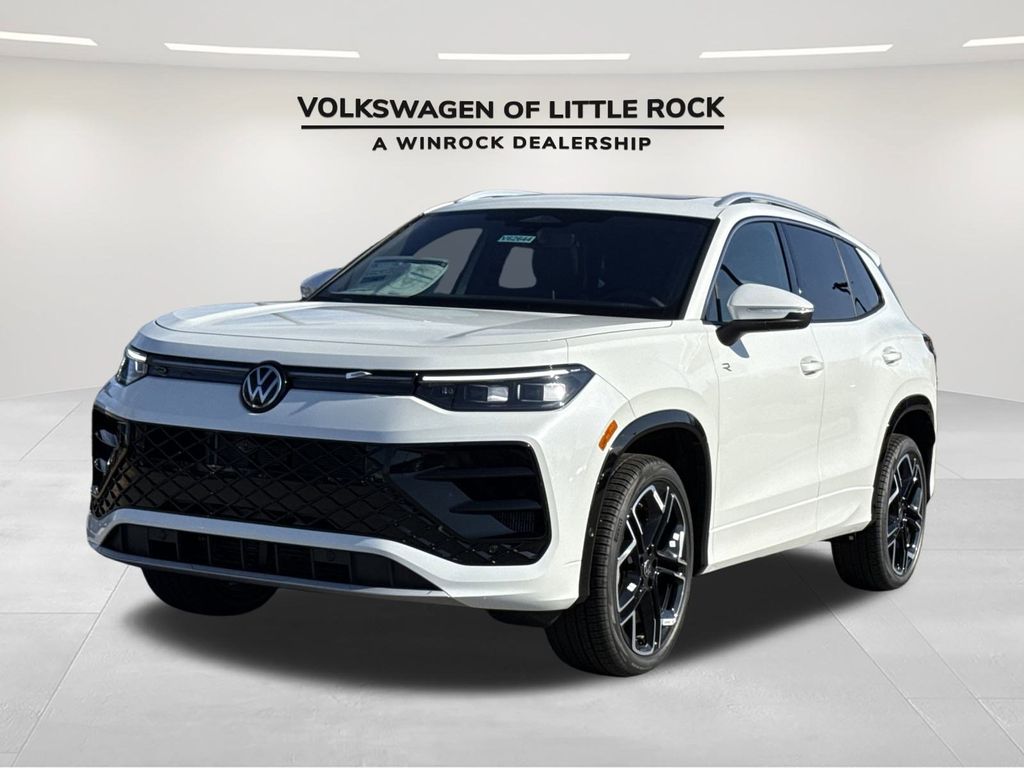 2026 Volkswagen Tiguan SEL R-LINE TURBO's photo