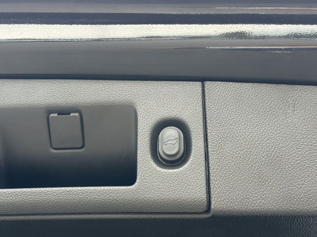 2018 GMC Yukon XL SLT - Photo 17