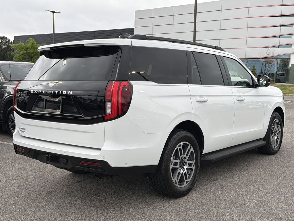 Used 2025 Ford Expedition Active SUV