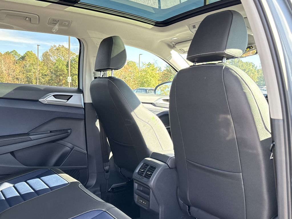 2026 Volkswagen Taos SEL - Photo 18