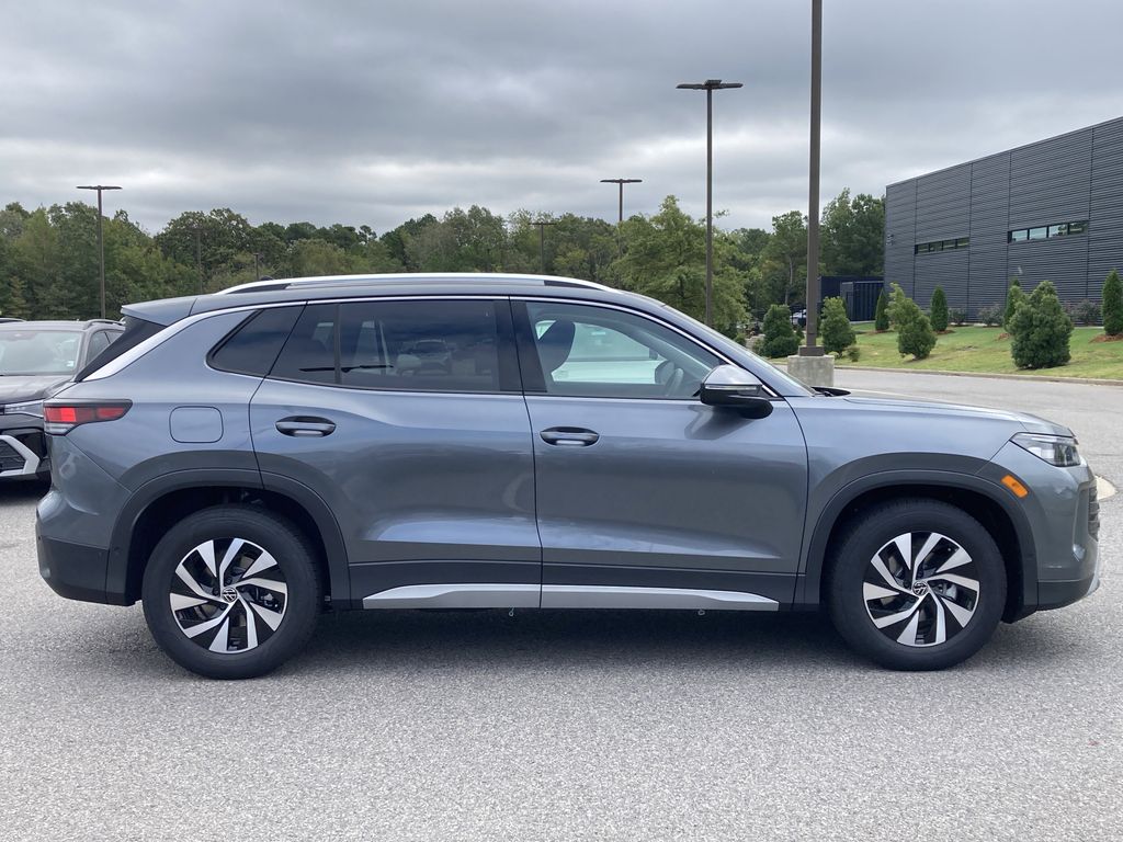 2025 Volkswagen Tiguan S - Photo 6