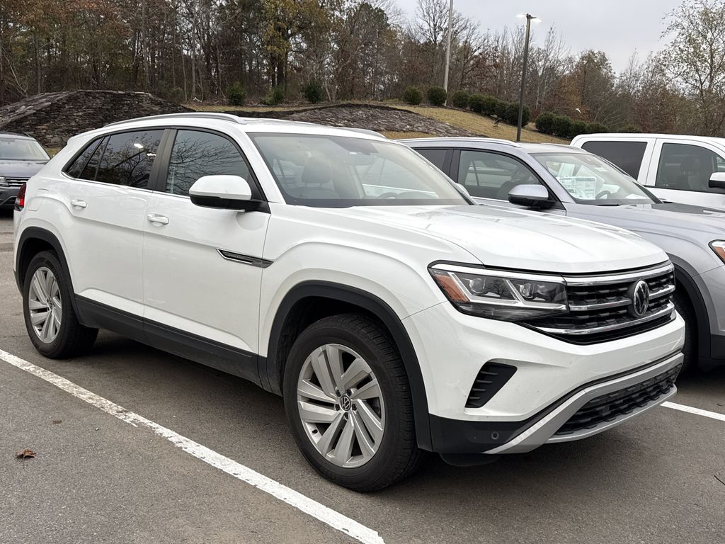 2022 Volkswagen Atlas Cross Sport SE w/Tech's photo